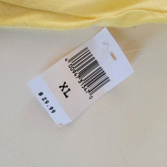 Chip And Dale Double The Fun Disney Parks Yellow Adult Tshirt XL NWT - Picture 3 of 9